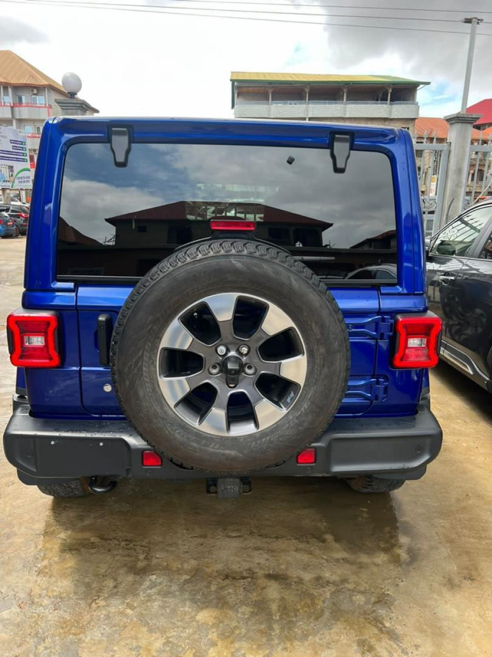 JEEP WRANGLER, Voitures, Conakry