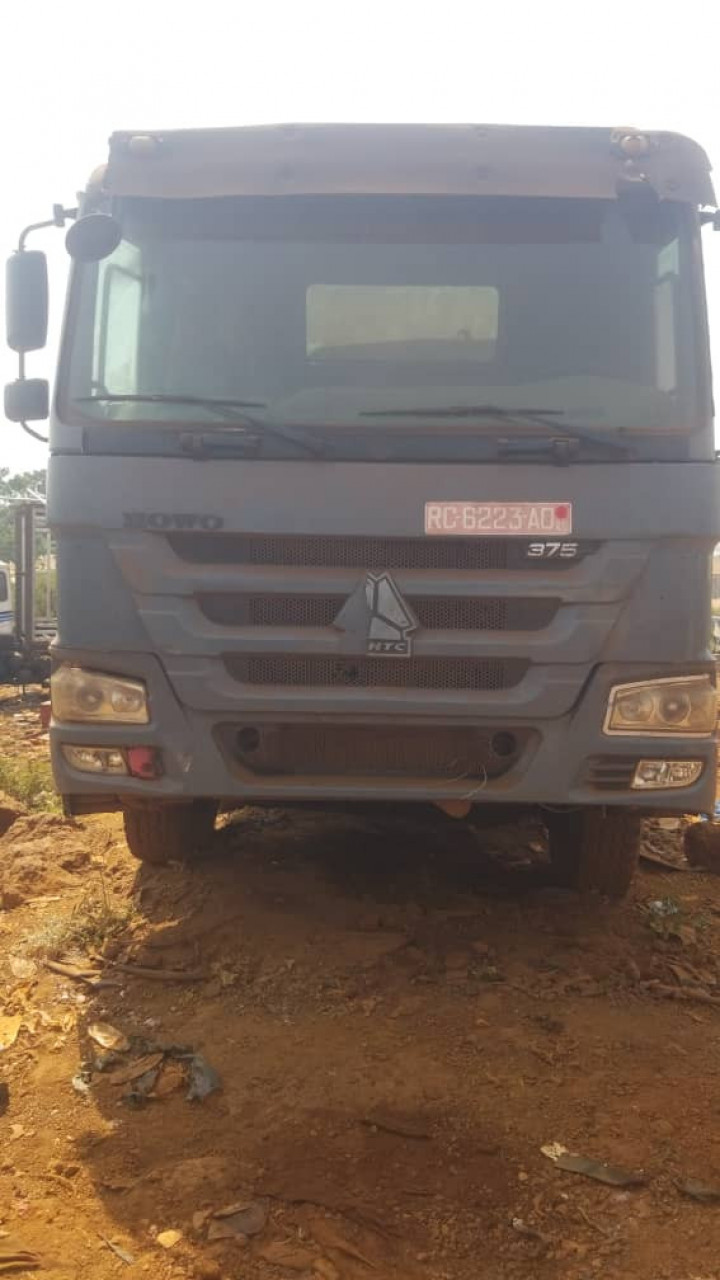 CAMION HOWO, Camions - Autobus, Conakry