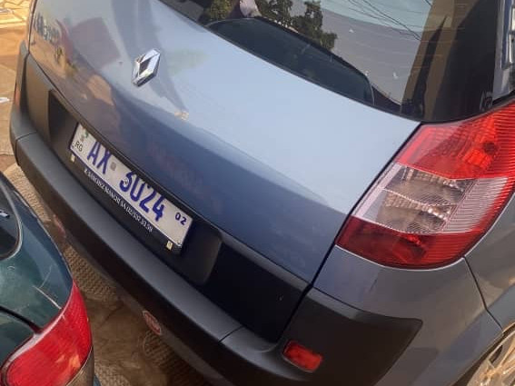 RENAULT Twingo 2, Voitures, Conakry
