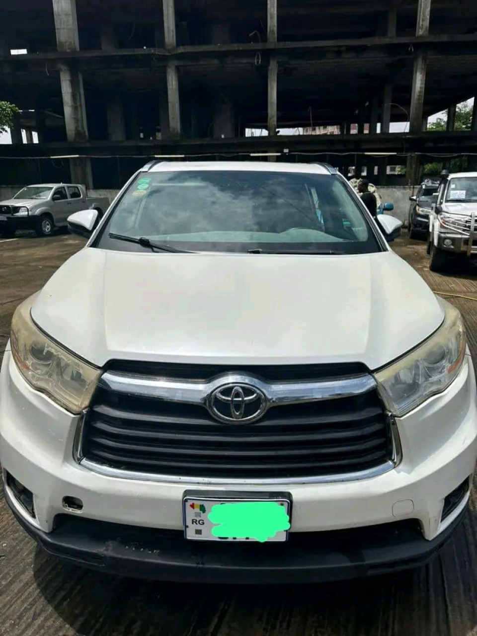 TOYOTA HIGHLANDER, Voitures, Conakry