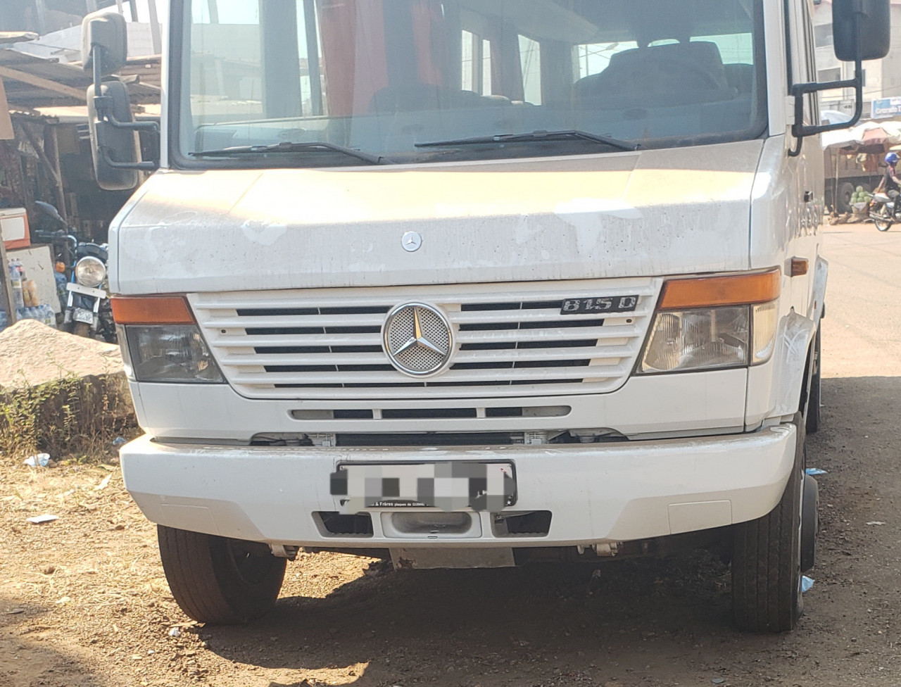 BUS MERCEDES BENZ VARIO, Camions - Autobus, Conakry