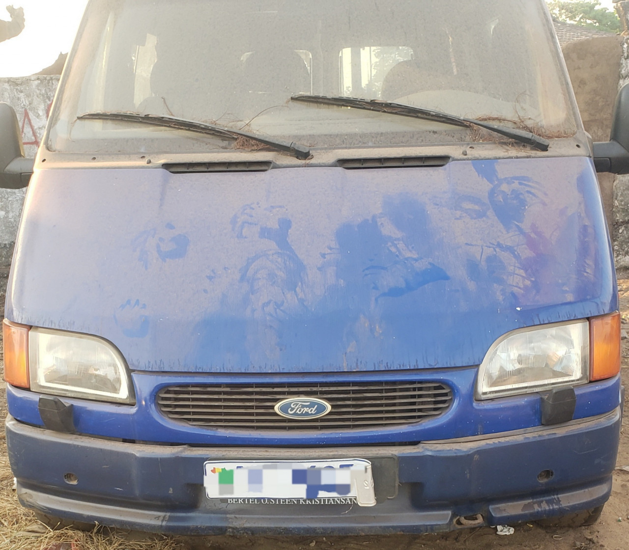 FORD TRANSIT, Voitures, Conakry