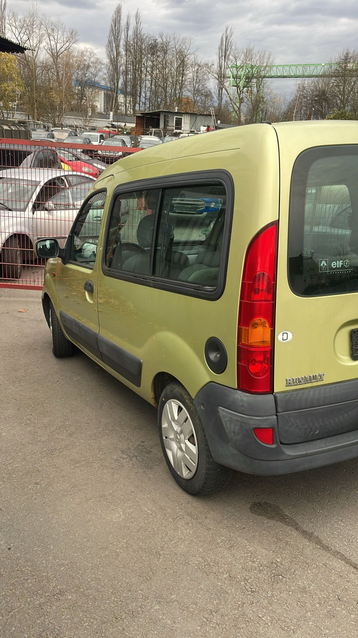 RENAULT KANGOO Essences Climatisée, Voitures, Conakry