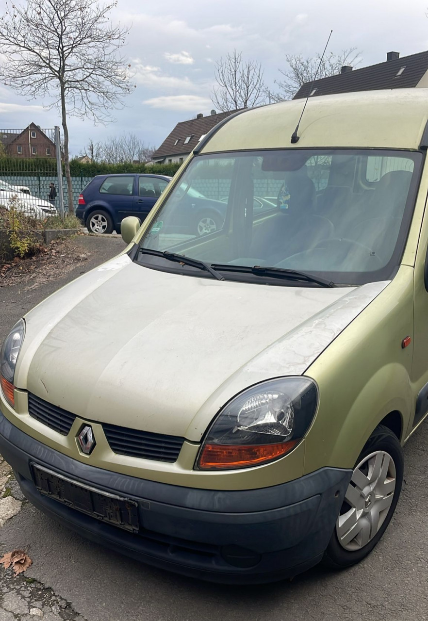 RENAULT KANGOO Essences Climatisée, Voitures, Conakry