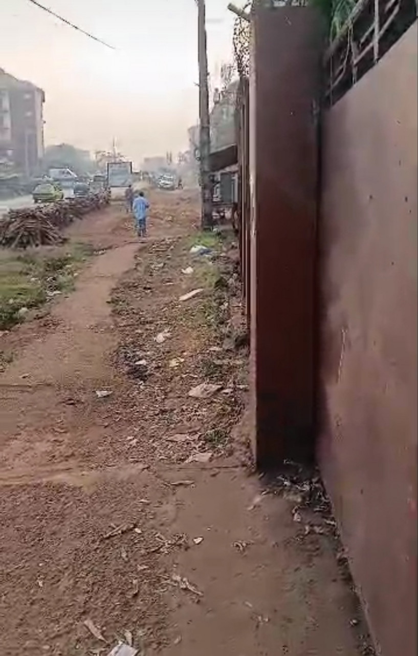 SONFONIA MAISON BORD DU GOUDRON A VENDRE, Maisons, Conakry