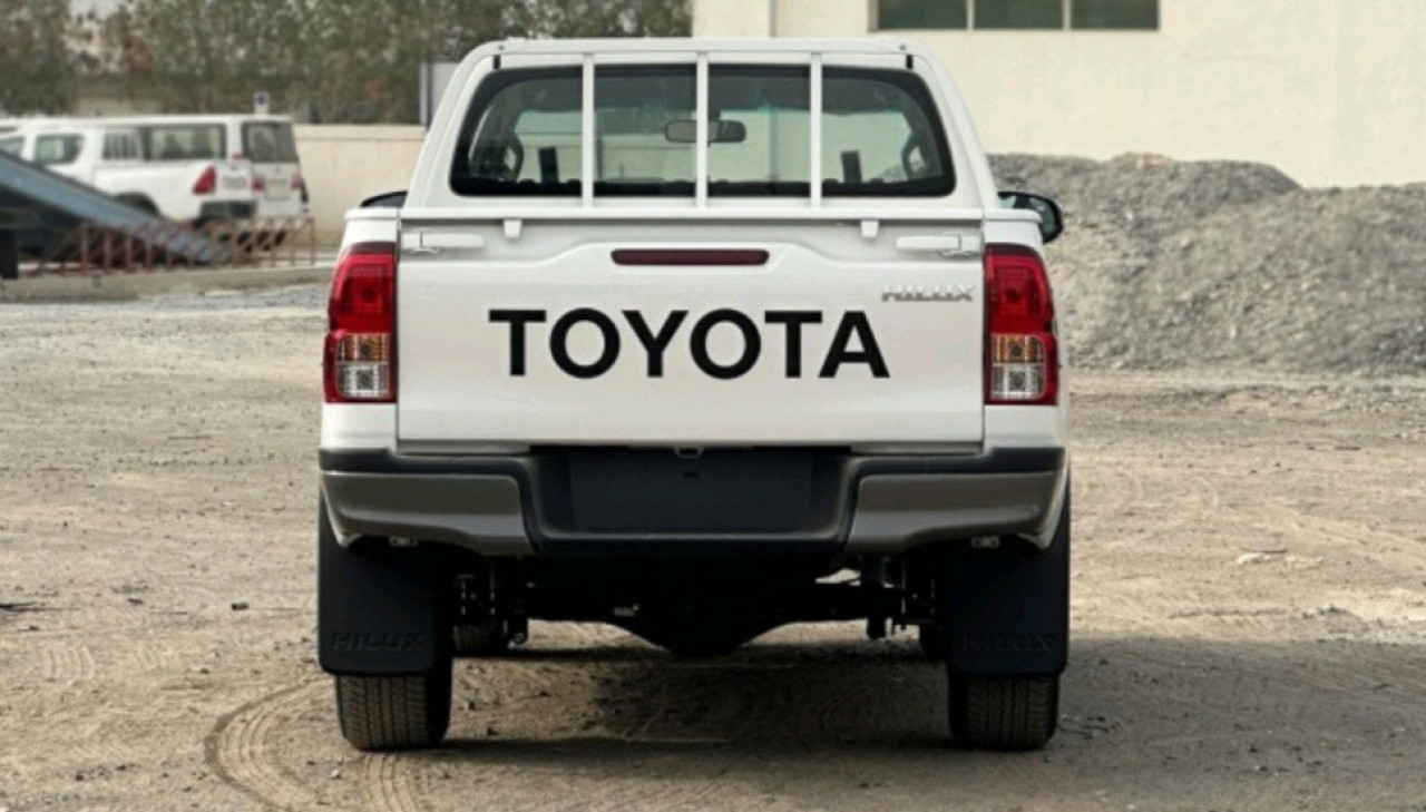 TOYOTA HILUX 2024, Voitures, Conakry