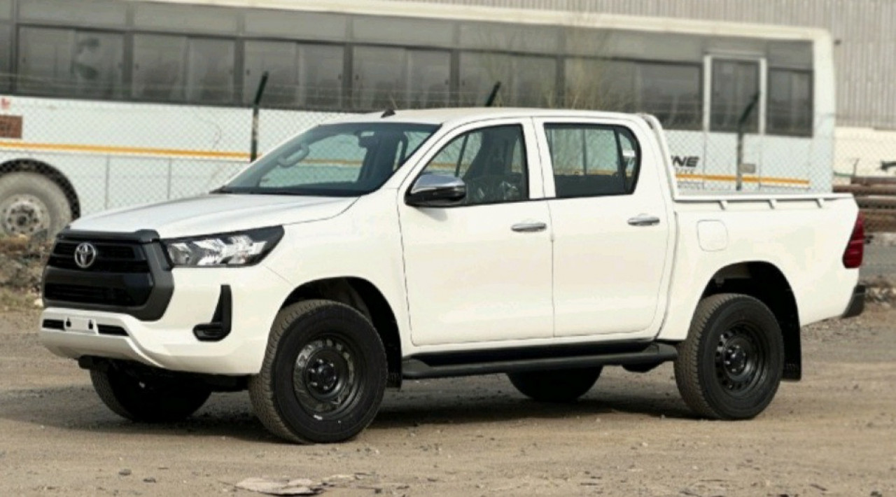 TOYOTA HILUX 2024, Voitures, Conakry