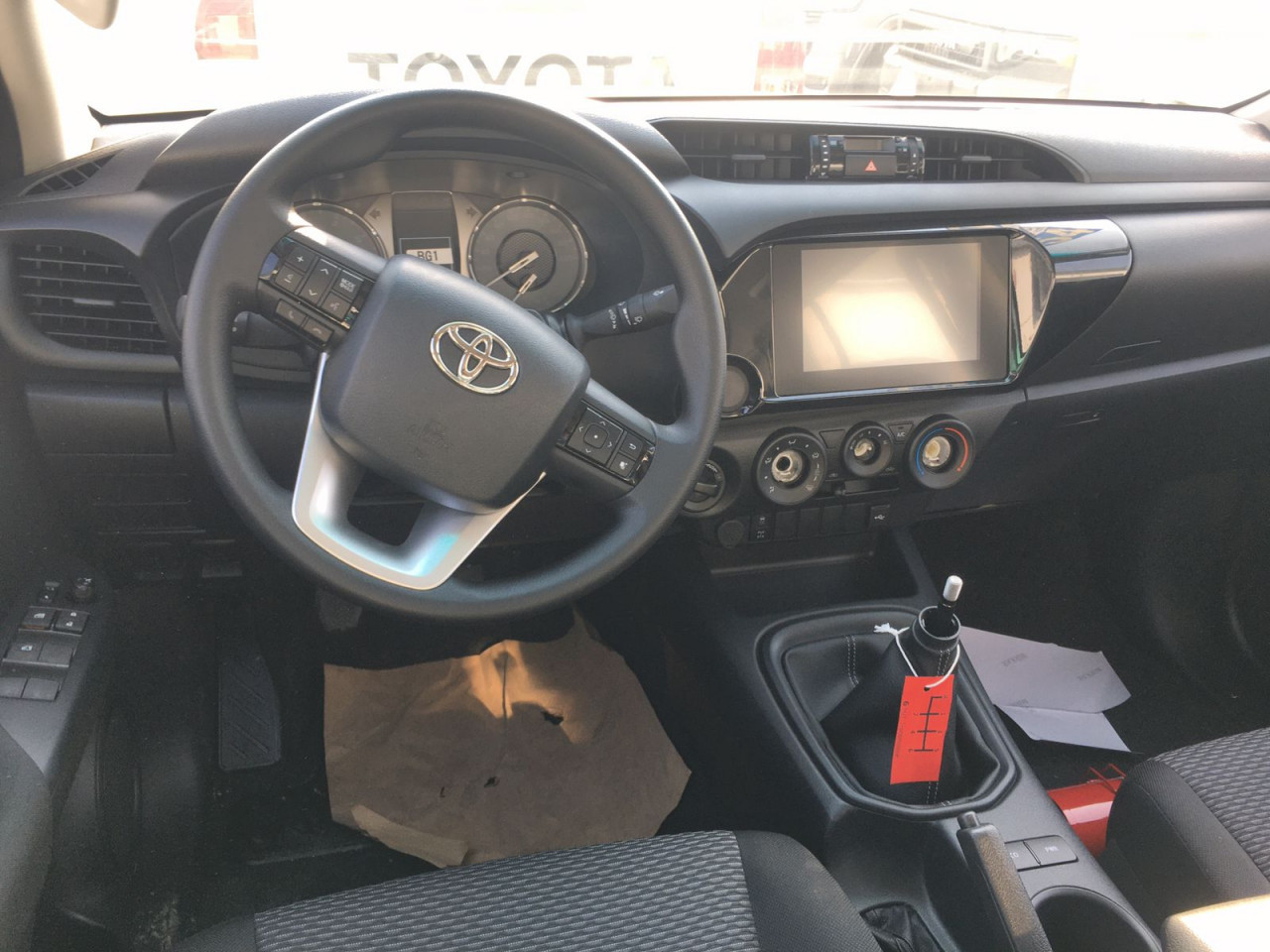 TOYOTA HILUX 2024, Voitures, Conakry