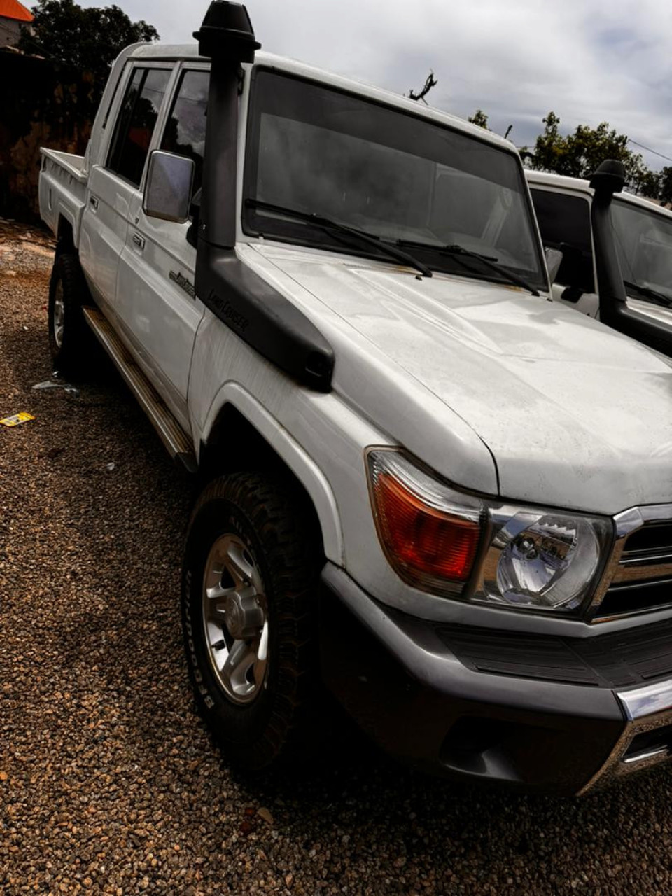 TOYOTA DEUX CABINES, Voitures, Conakry