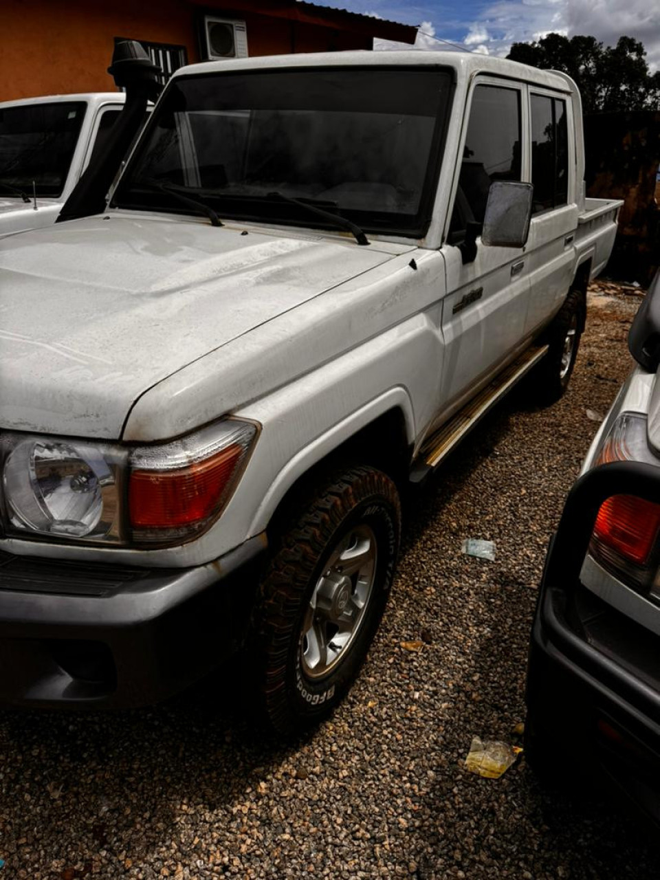 TOYOTA DEUX CABINES, Voitures, Conakry