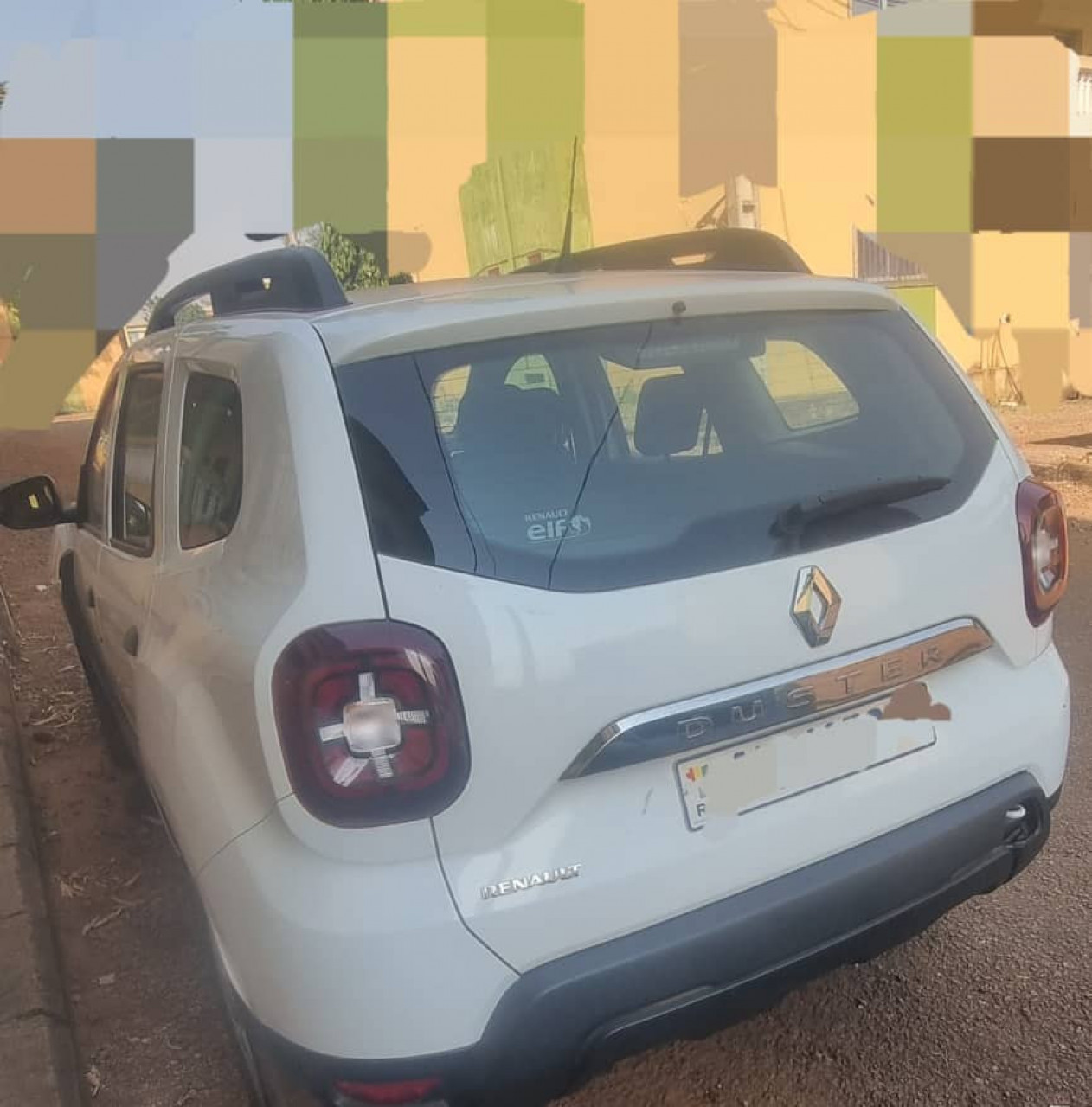 RENAULT DUSTER, Voitures, Conakry