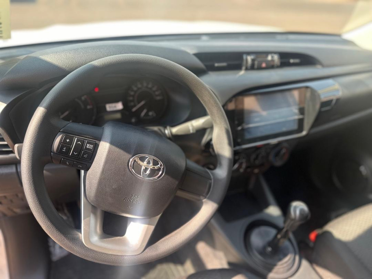 TOYOTA HILUX 2024, Voitures, Conakry