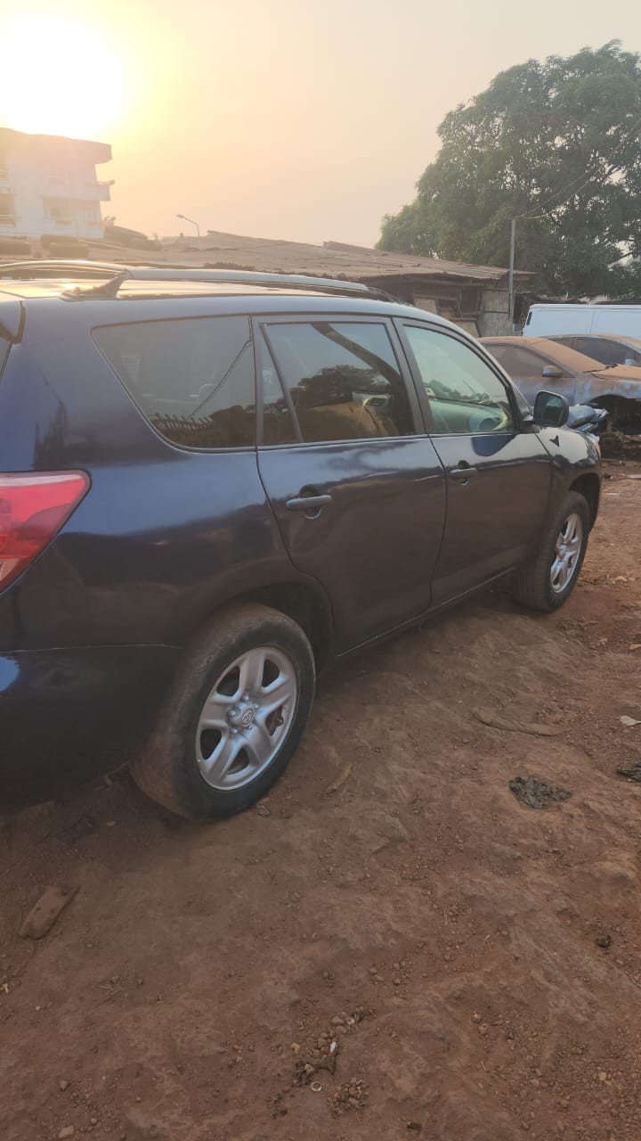 TOYOTA RAV4 SAYON CAMARA, Voitures, Conakry