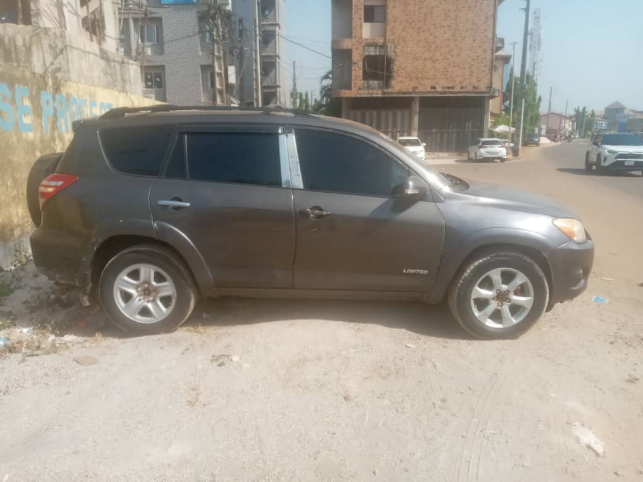 TOYOTA RAV4 SAYON CAMARA AUTOMATIQUE, Voitures, Conakry