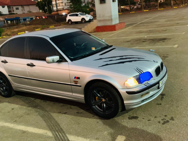 BMW très propre, Voitures, Conakry