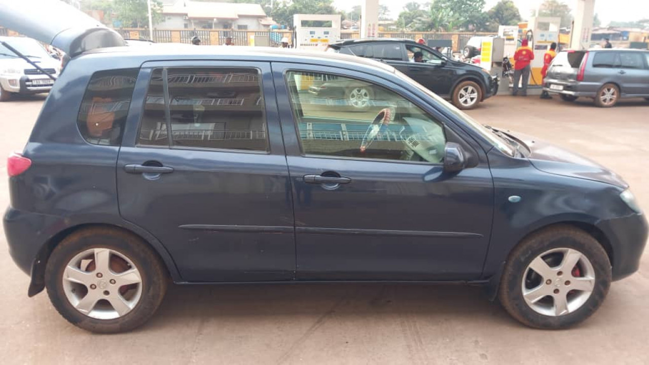 MAZDA 2 MANUEL ESSENCES CLIMATISÉE, Voitures, Conakry