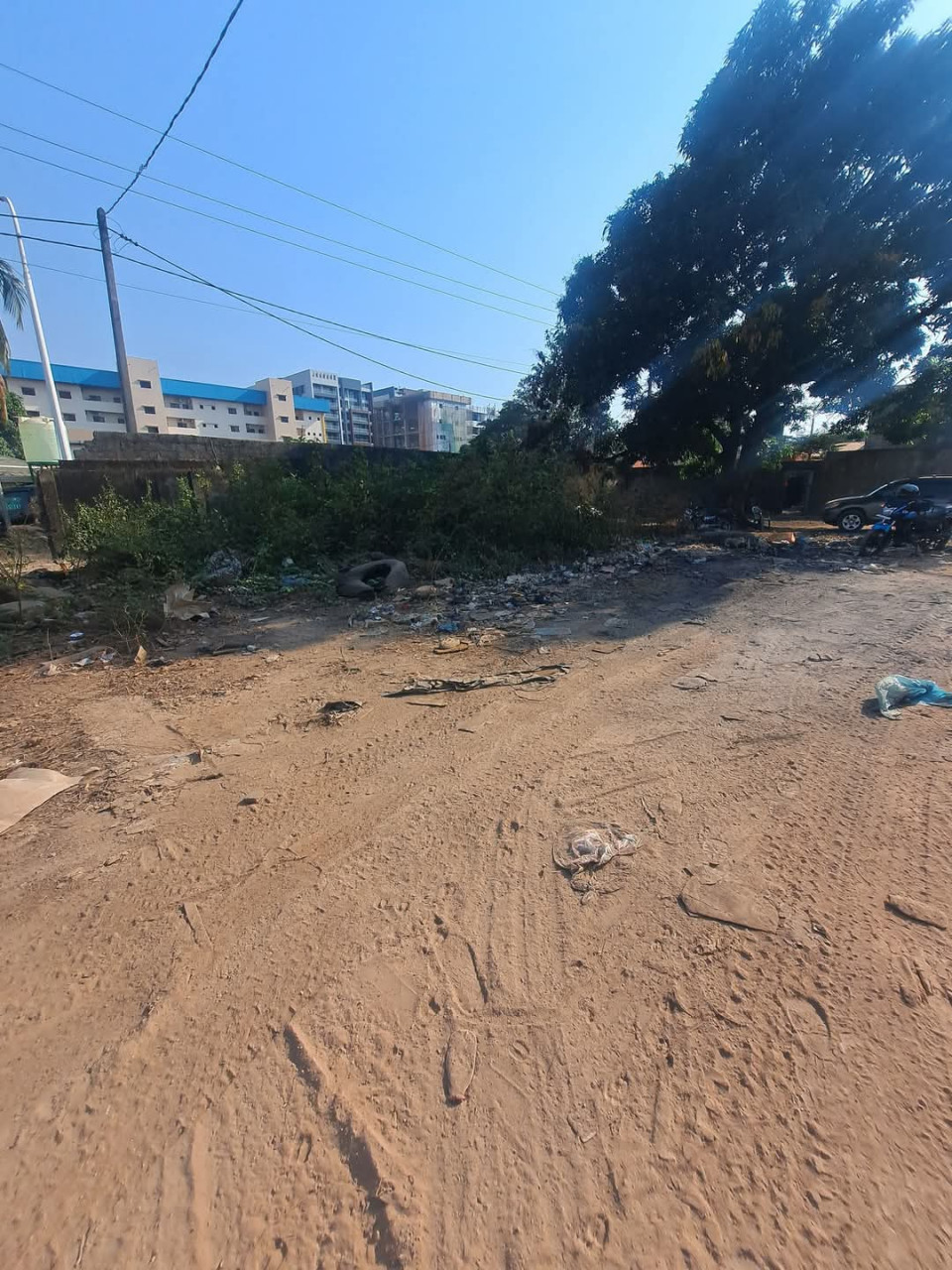 LOCATION D’UN TERRAIN À COLEAH, Terrains, Conakry