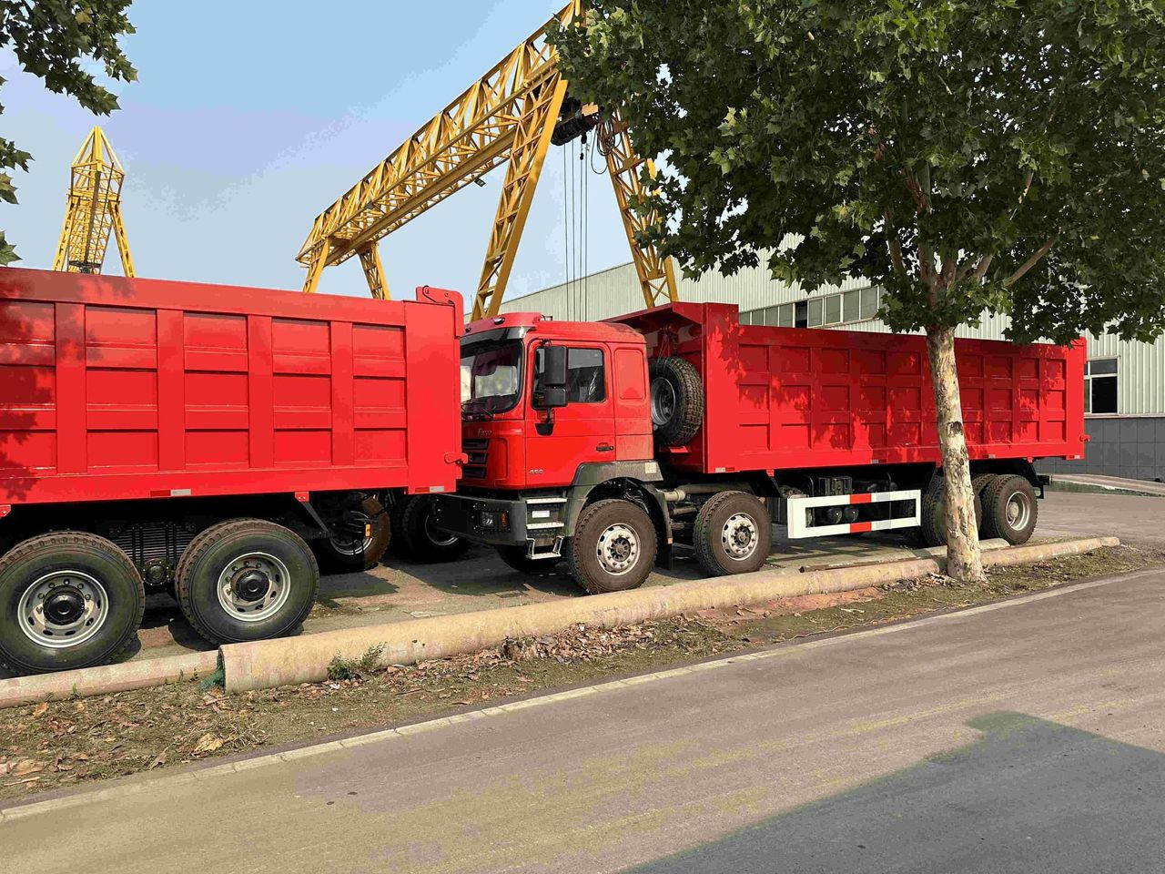 CANION SHACMAN 12 ROUES SORTIE D'USINE, Camions - Autobus, Conakry