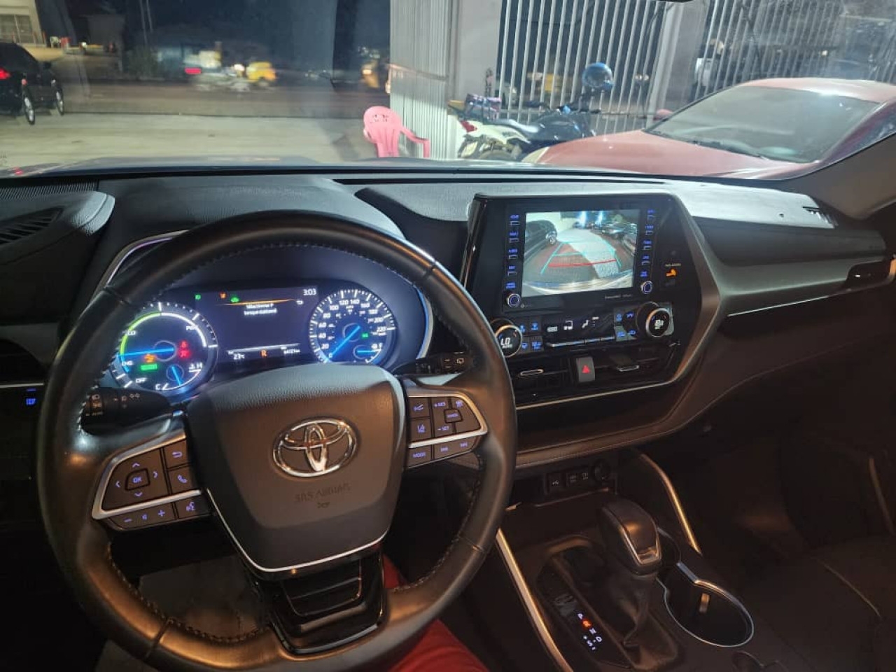 TOYOTA HIGHLANDER 2021 AUTOMATIQUE, Voitures, Conakry