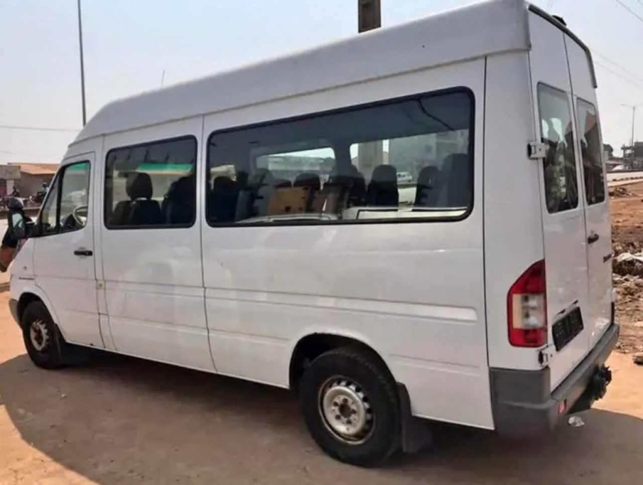 BUS MERCEDES SPRINTER 15 PLACES SORTIE PORT, Camions - Autobus, Conakry