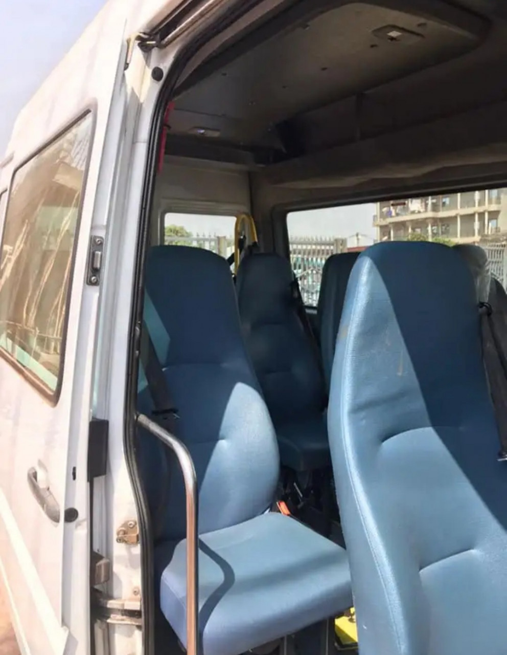 BUS MERCEDES SPRINTER 15 PLACES SORTIE PORT, Camions - Autobus, Conakry