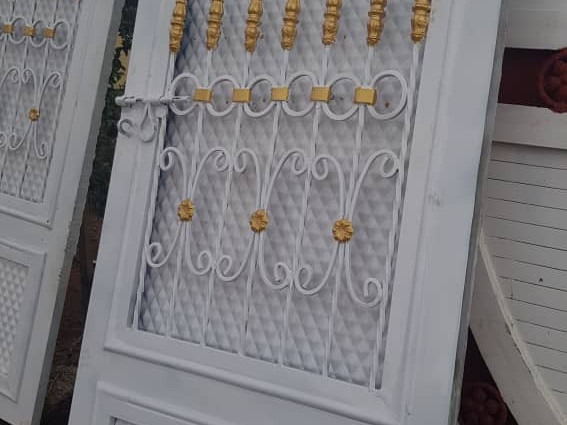 PORTAIL, Portes - Fenêtres, Conakry