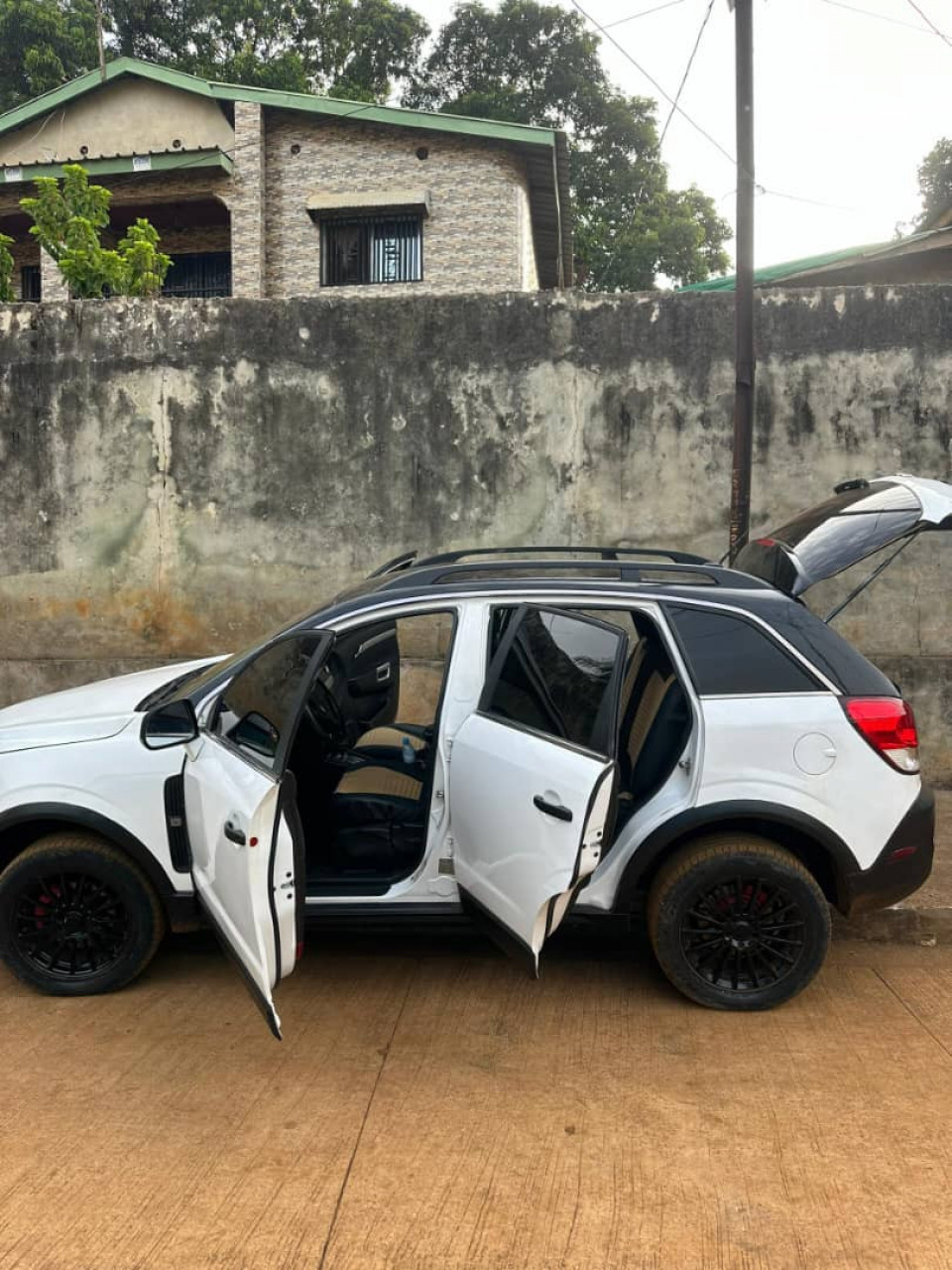 Chevrolet Captiva, Voitures, Conakry