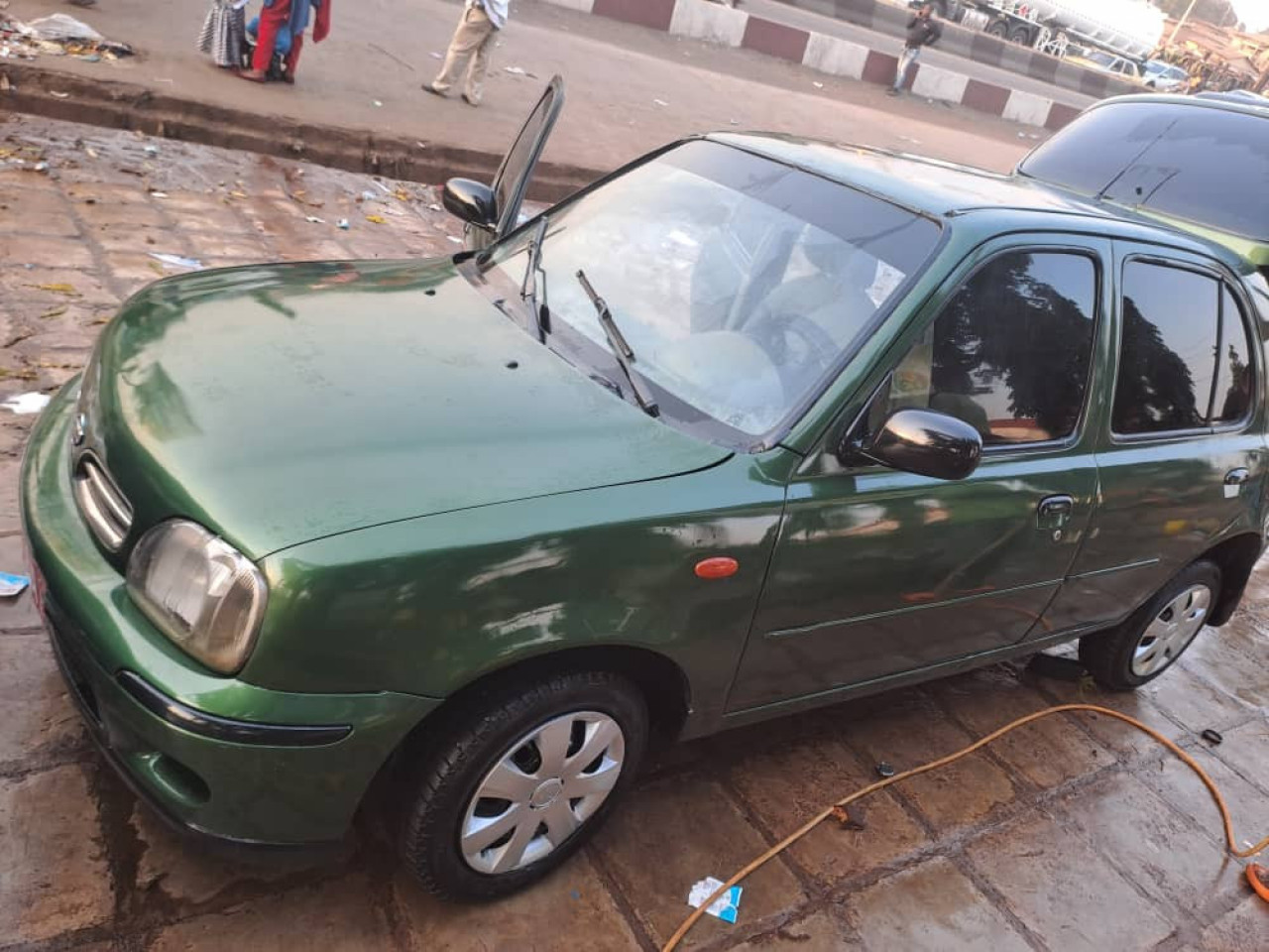 NISSAN MICRA, Voitures, Conakry