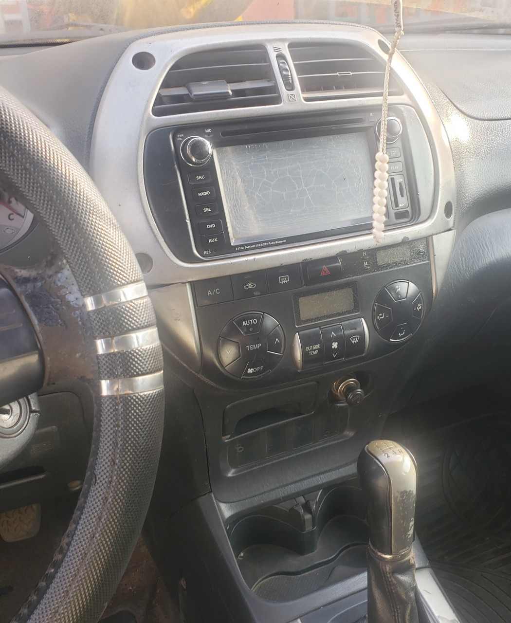 TOYOTA RAV4 DIESEL MANUEL, Voitures, Conakry