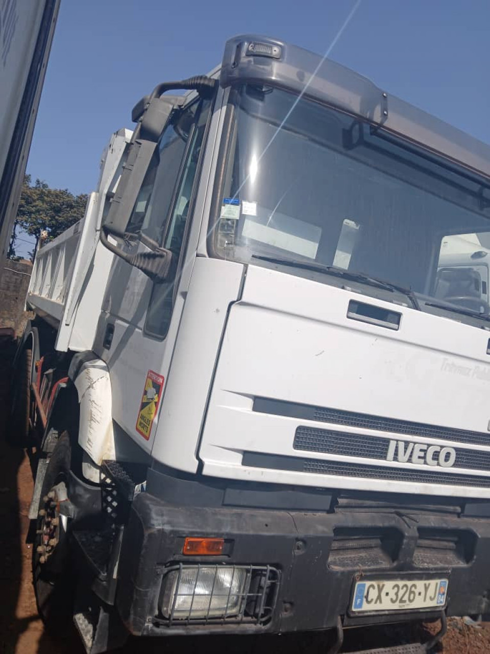 CAMION IVECO 10 ROUES SORTIE PORT, Camions - Autobus, Conakry