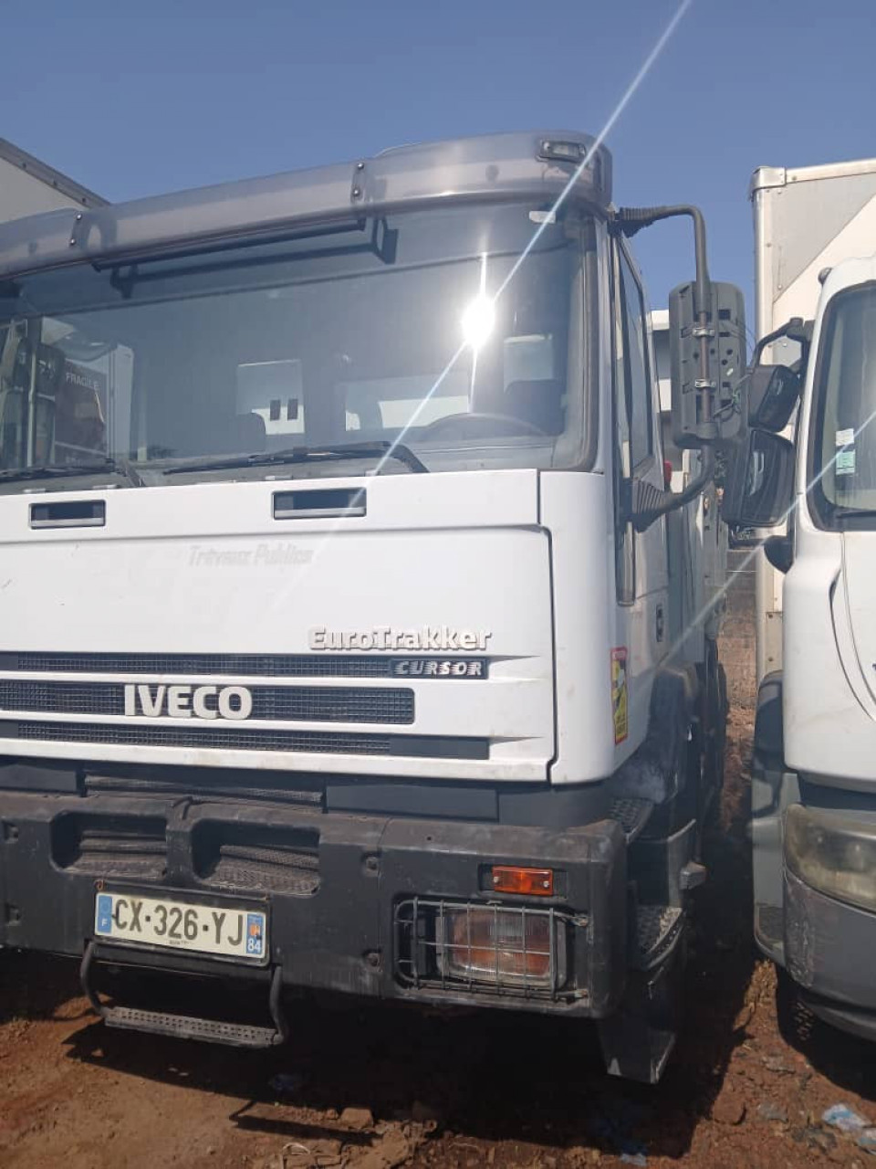 CAMION IVECO 10 ROUES SORTIE PORT, Camions - Autobus, Conakry