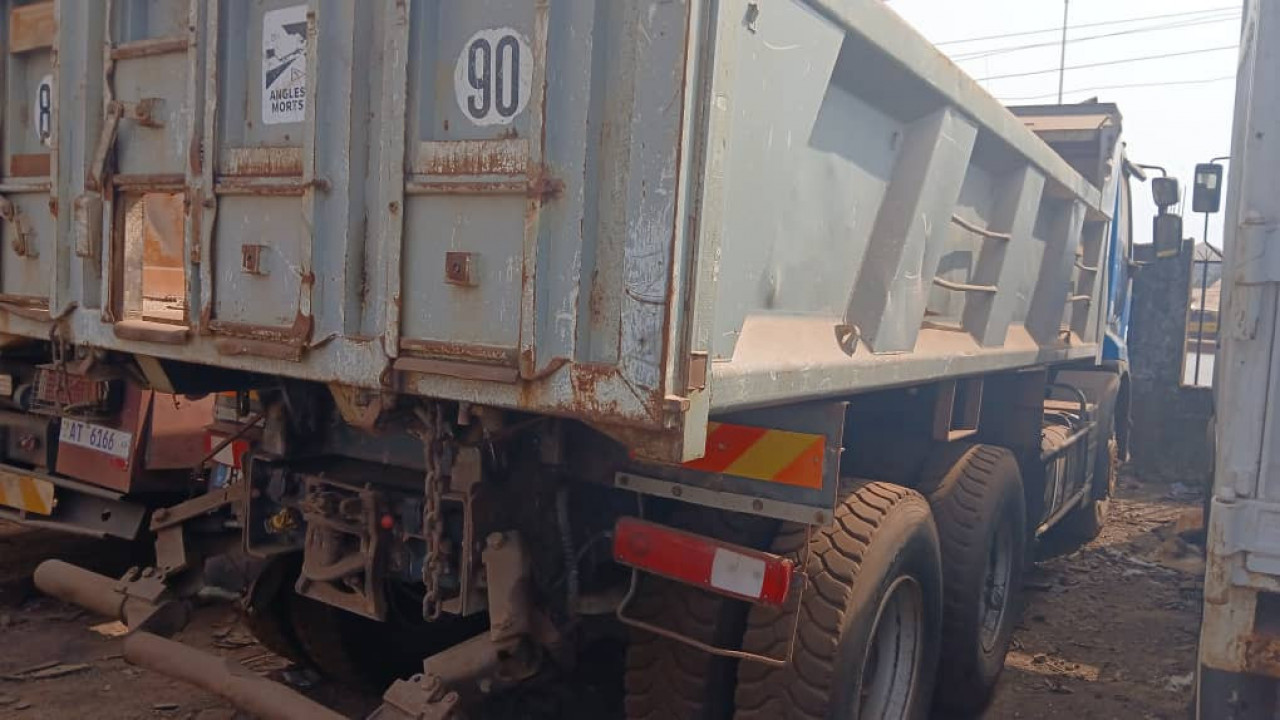 RENAULT, Camions - Autobus, Conakry