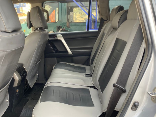 TOYOTA PRADO 2017, Voitures, Conakry