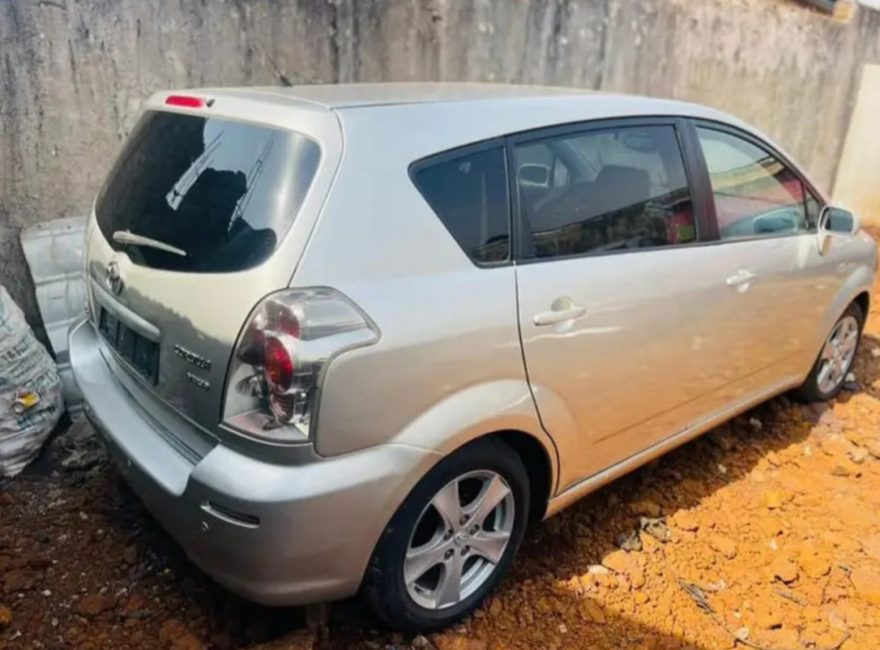 TOYOTA VERSO DIESEL 6 VITESSES, Voitures, Conakry