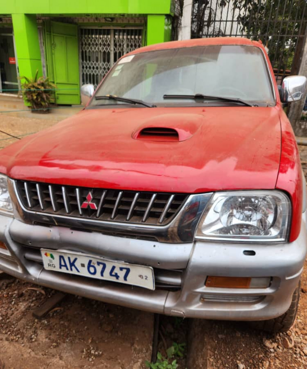 MITSUBISHI L200, Voitures, Conakry