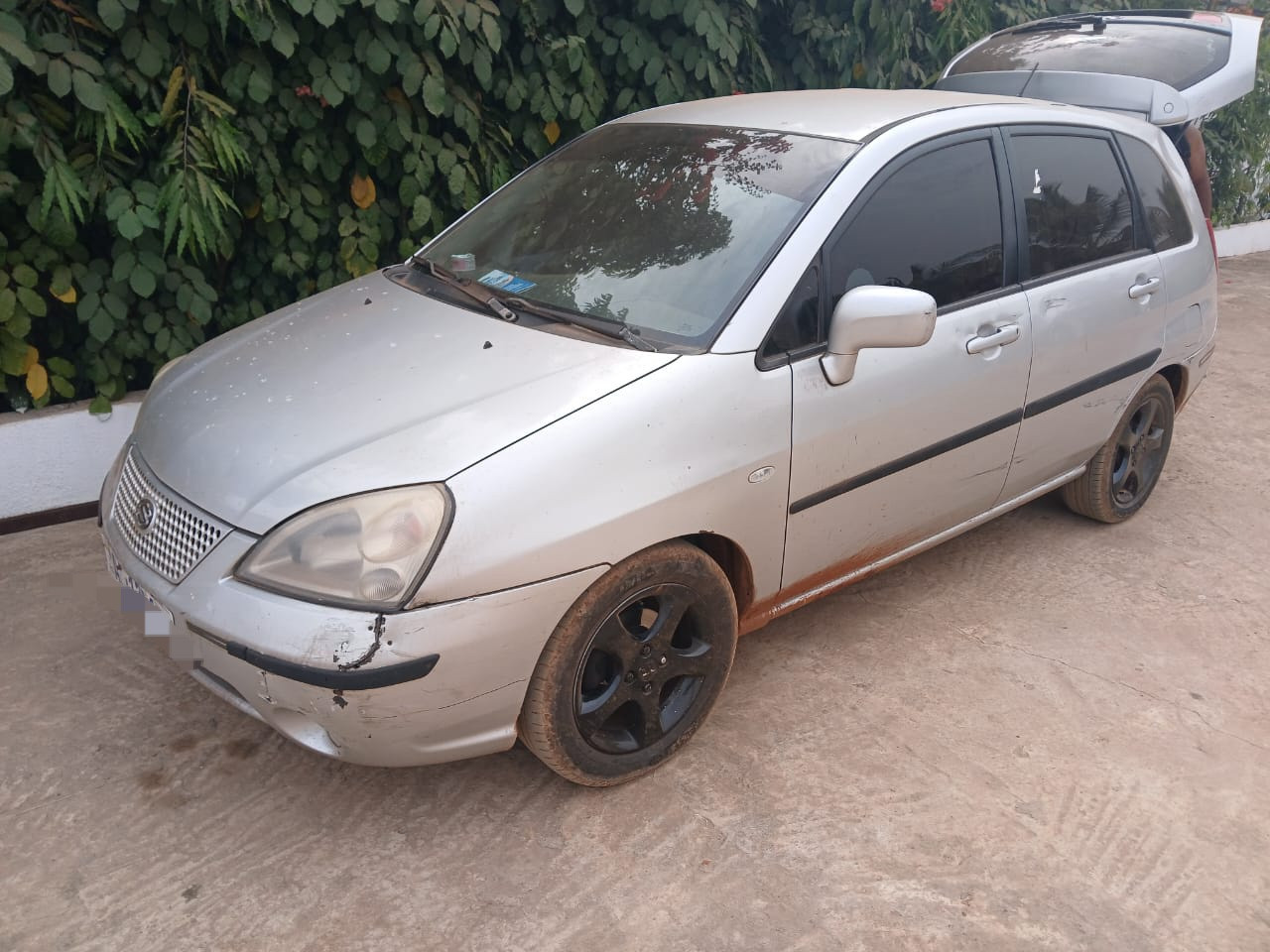 SUZUKI LIANA AUTOMATIQUE, Voitures, Conakry