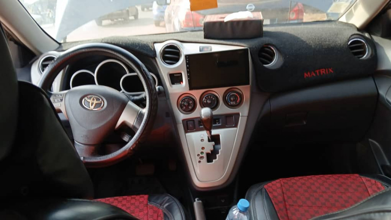 TOYOTA MATRIX AUTOMATIQUE, Voitures, Conakry