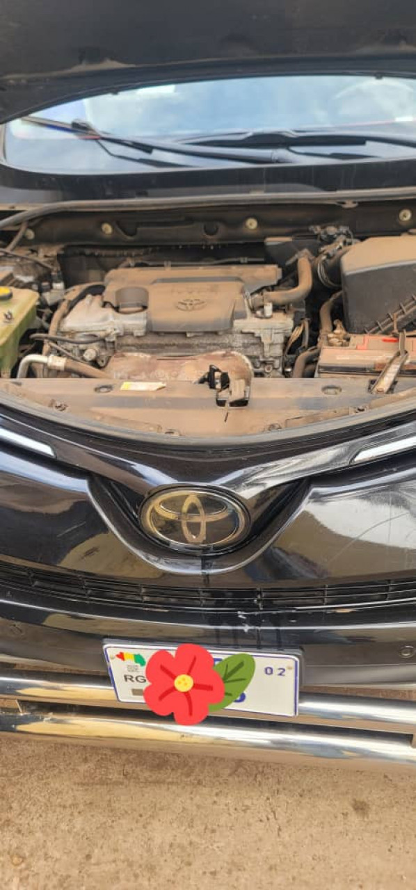 TOYOTA RAV4, Voitures, Conakry