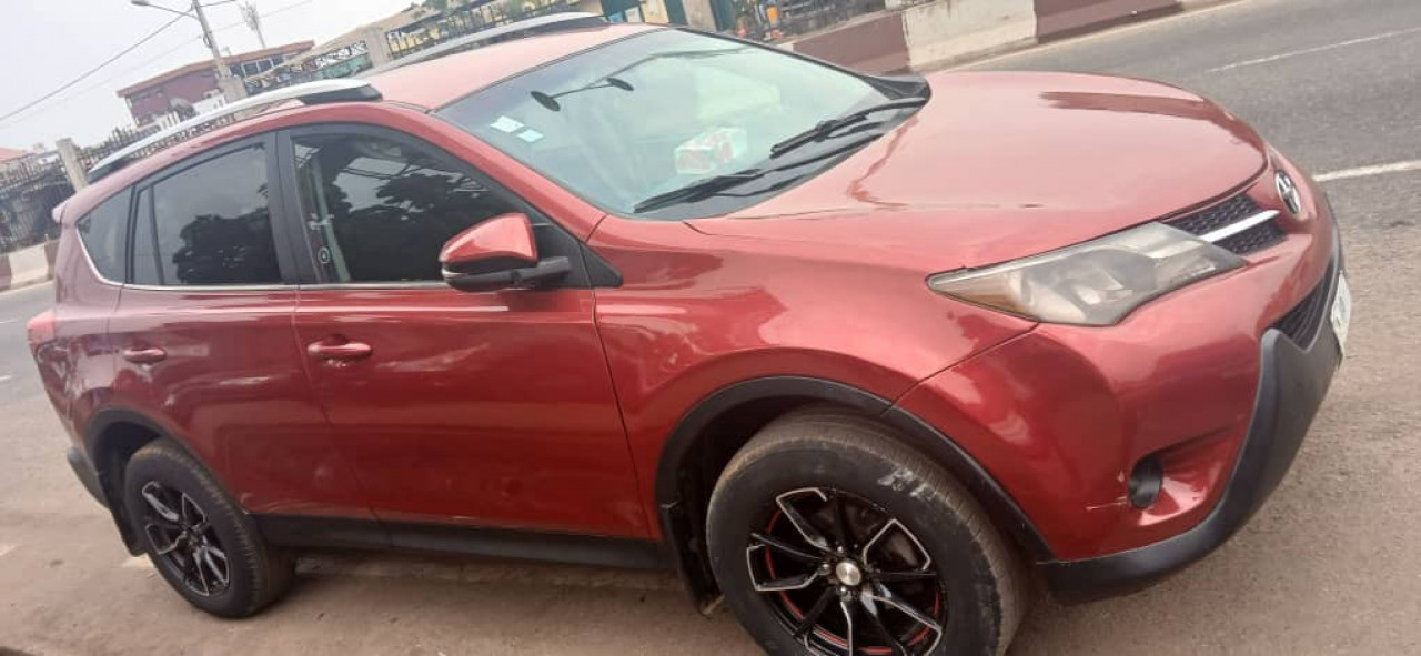 TOYOTA RAV4 AUTOMATIQUE, Voitures, Conakry