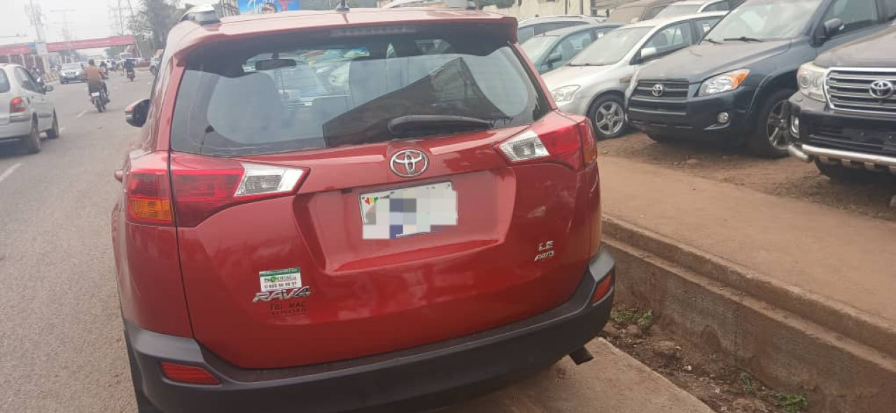 TOYOTA RAV4 AUTOMATIQUE, Voitures, Conakry