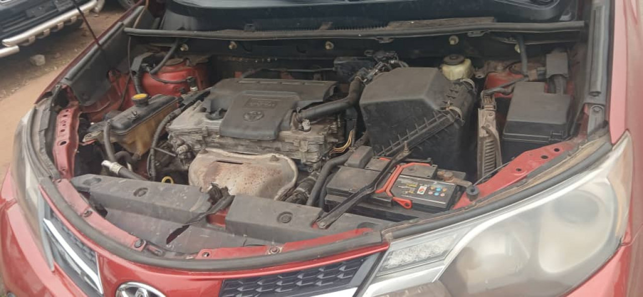 TOYOTA RAV4 AUTOMATIQUE, Voitures, Conakry