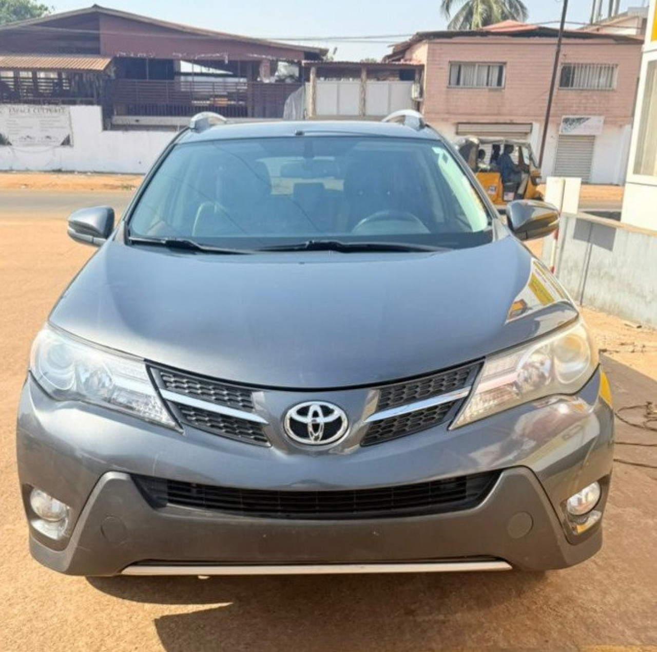 TOYOTA RAV4 LIMITED SORTIE PORT, Voitures, Conakry