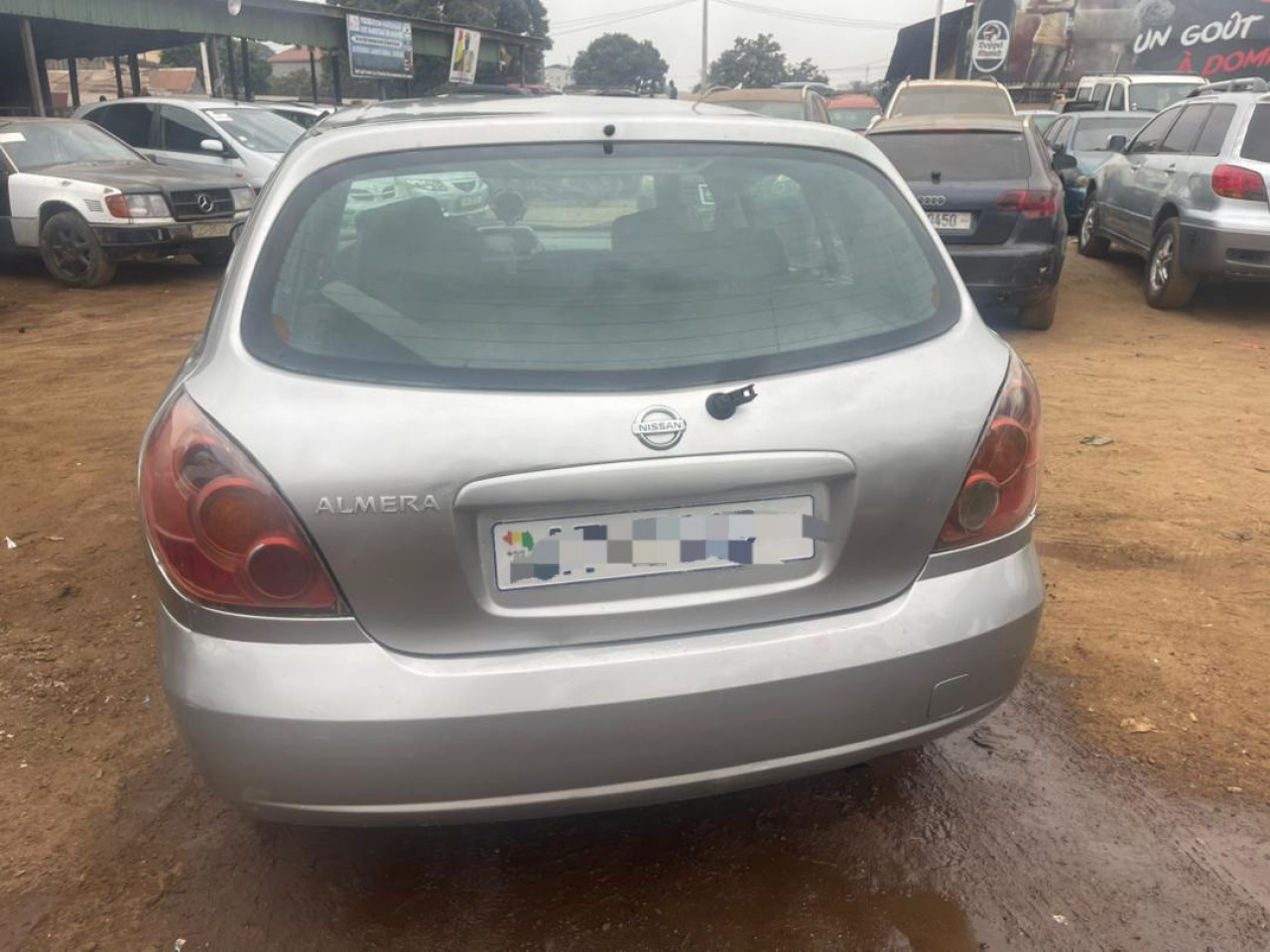 NISSAN ALMERA AUTOMATIQUE, Voitures, Conakry