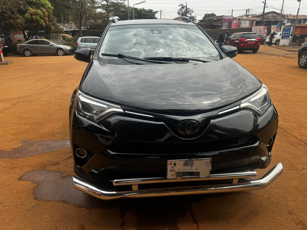 TOYOTA RAV4 AUTOMATIQUE, Voitures, Conakry