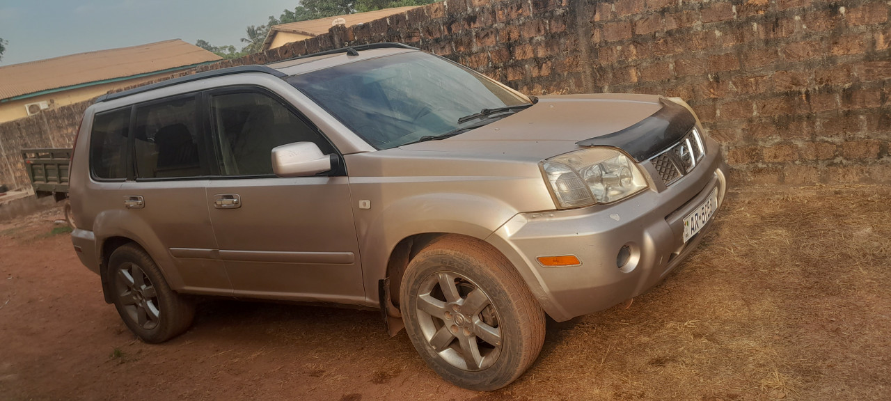 Voiture d'occasion, Voitures, Boké