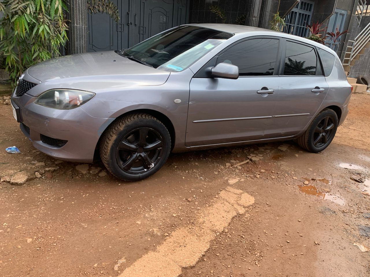 MAZDA 3 ESSENCES CLIMATISÉE, Voitures, Conakry