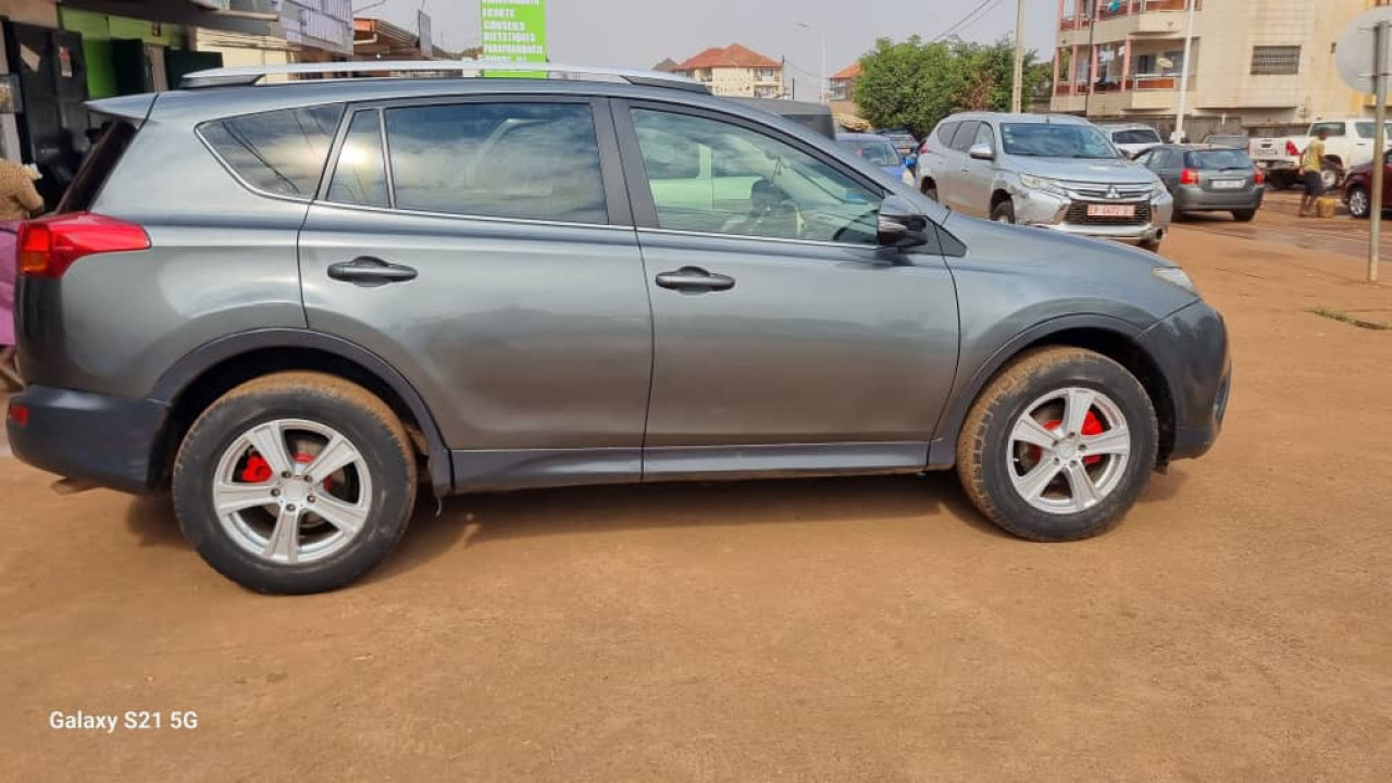 Toyota rav4, Voitures, Conakry