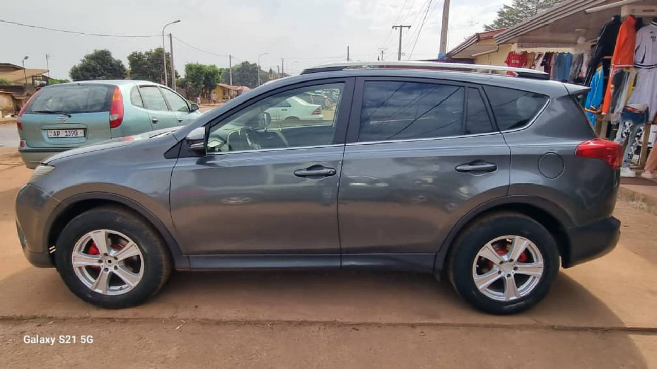 Toyota rav4, Voitures, Conakry