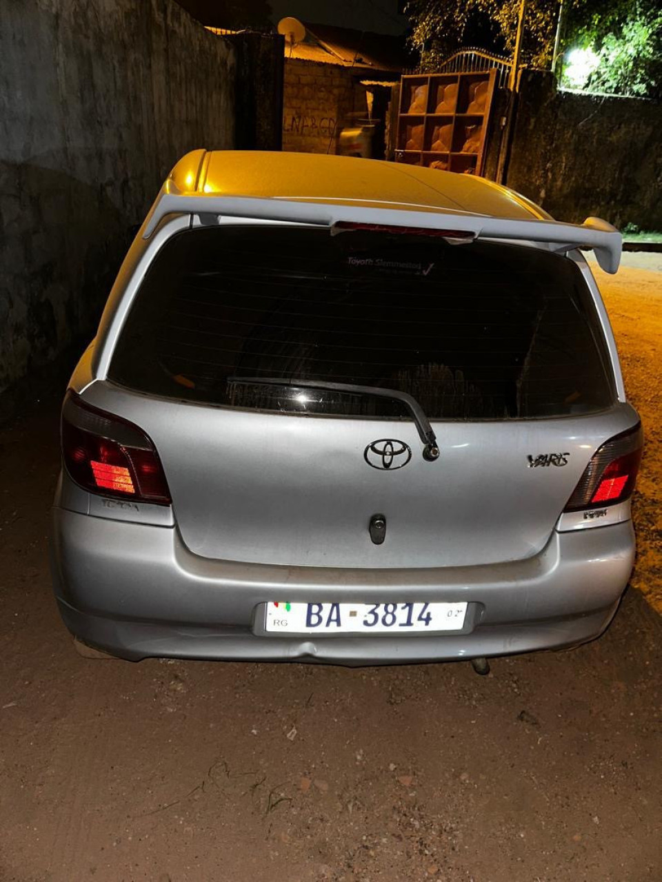 TOYOTA YARIS, Voitures, Conakry