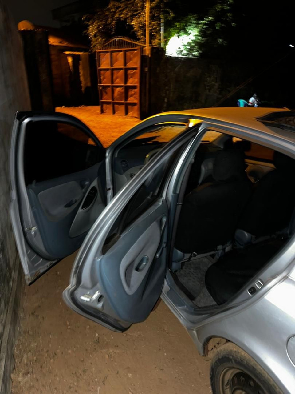 TOYOTA YARIS, Voitures, Conakry